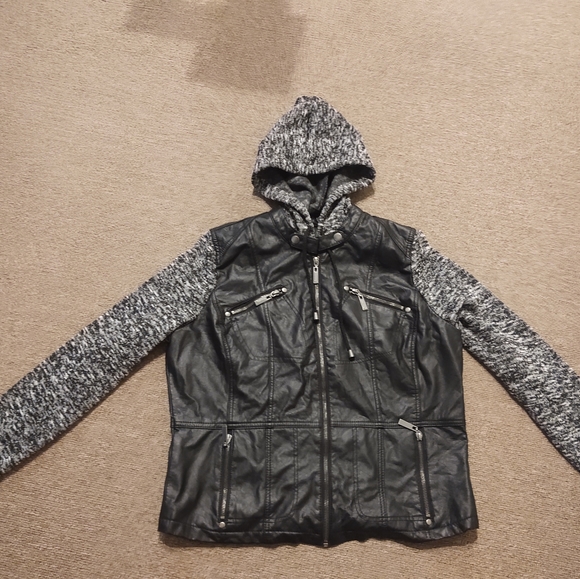 Vegan Leather Hooded Jacket - Picture 7 of 9